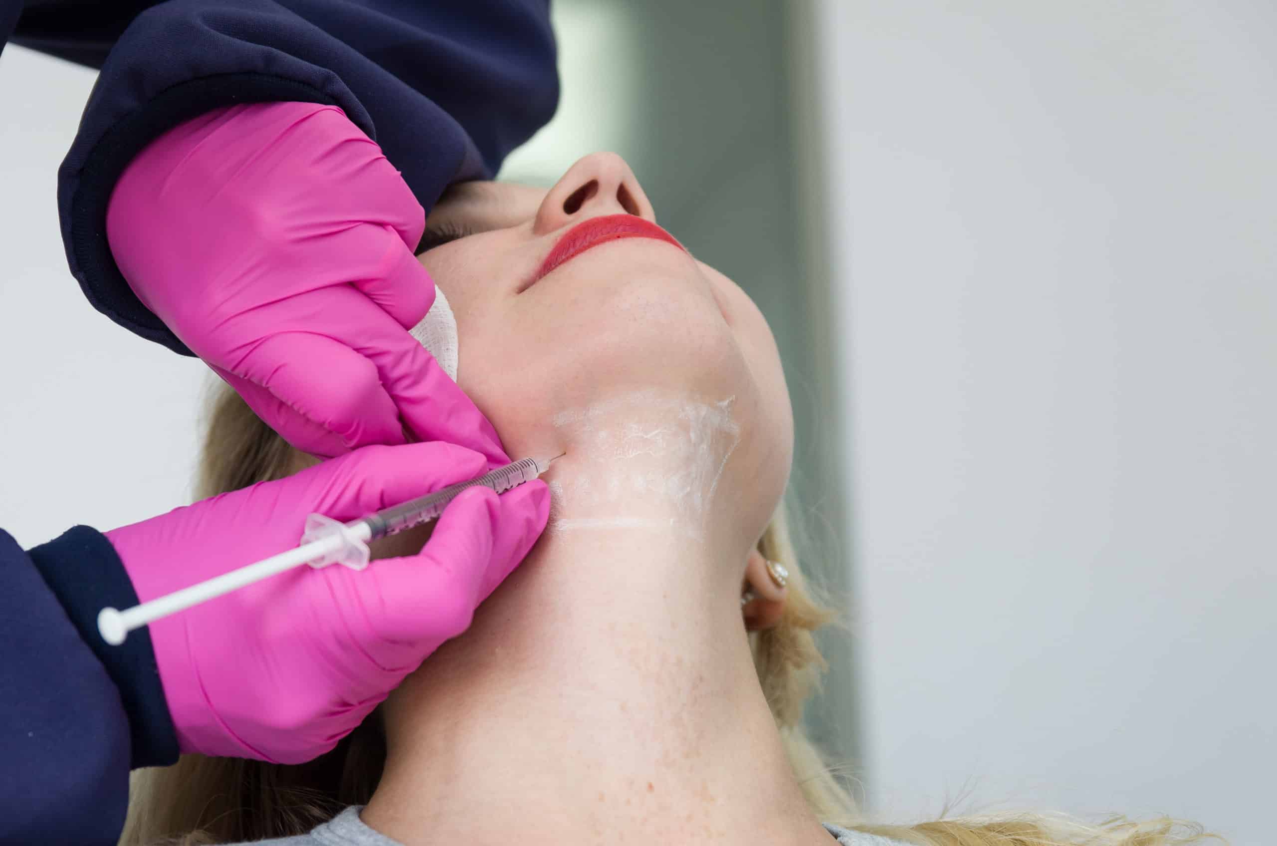 KYBELLA The Breakthrough in Non-Surgical Double Chin Reduction